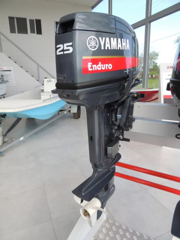 Yamaha E25BMHS 25hp 2 Stroke Enduro Boat Engine Short Shaft